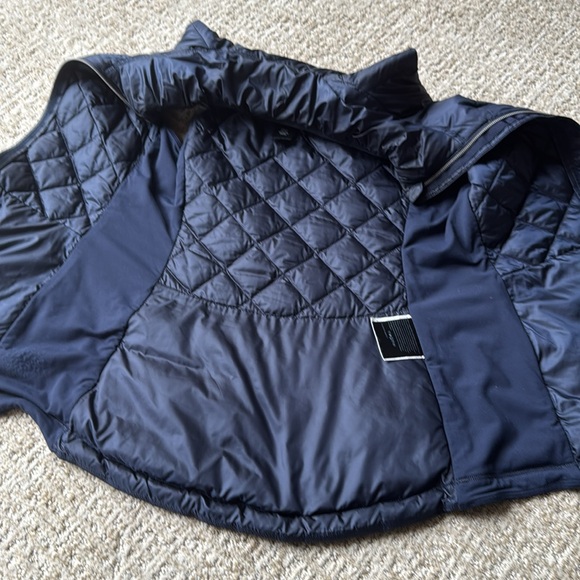 Lululemon down for a run vest - Picture 7 of 8